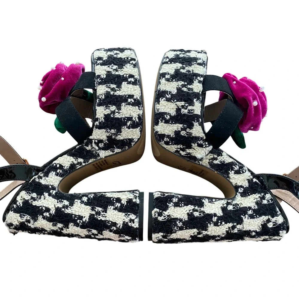Betsey Johnson NEW Black & White Houndstooth Rosette Platform‎ Chunky Heels Sz 8